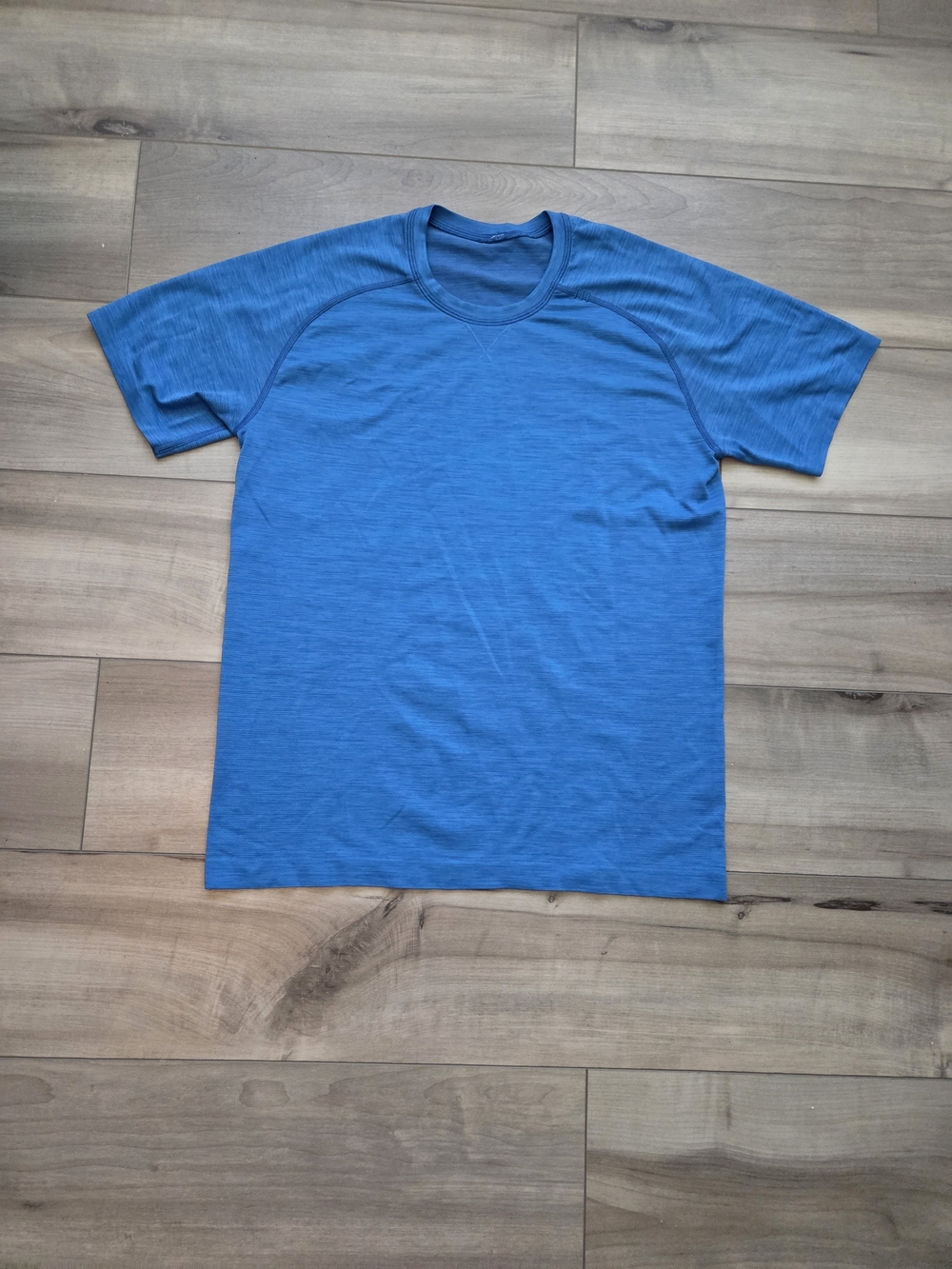Men's LululemonCrew Neck T-Shirt - Blue